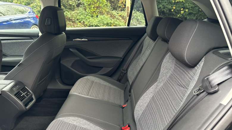 Skoda Superb 1.5 TSI iV SE Technology DSG 5dr Estate